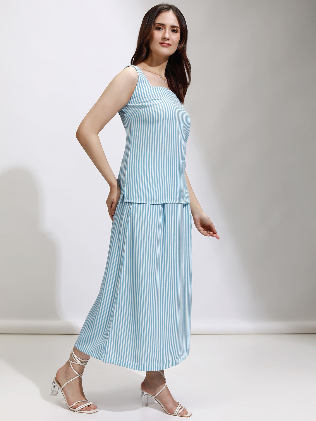 

Tokyo Talkies Striped Square Neck Sleeveless Top With Skirt, Blue