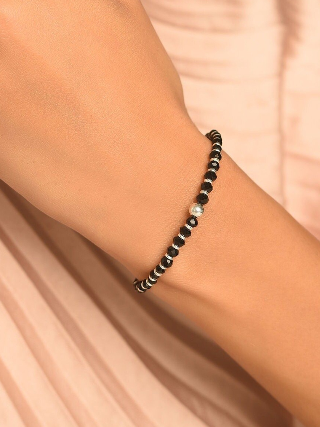 

JAYPORE Silver-Plated Onyx Studded Wraparound Bracelet