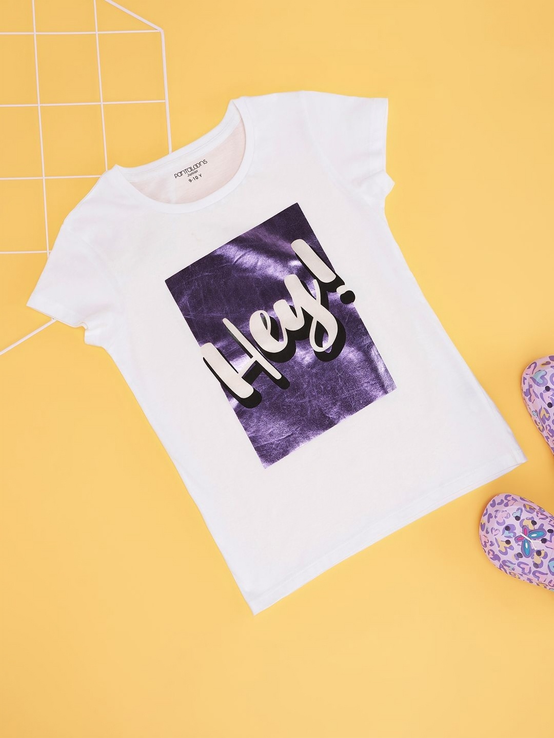 

Pantaloons Junior Girls Typography Printed Round Neck Cotton T-shirt, White