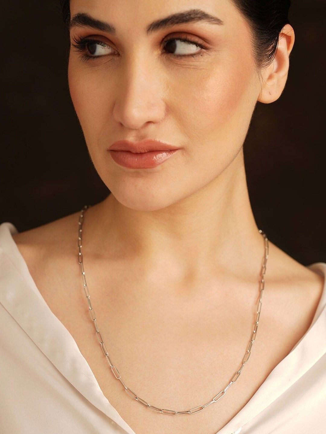 

JAYPORE Silver Minimal Necklace