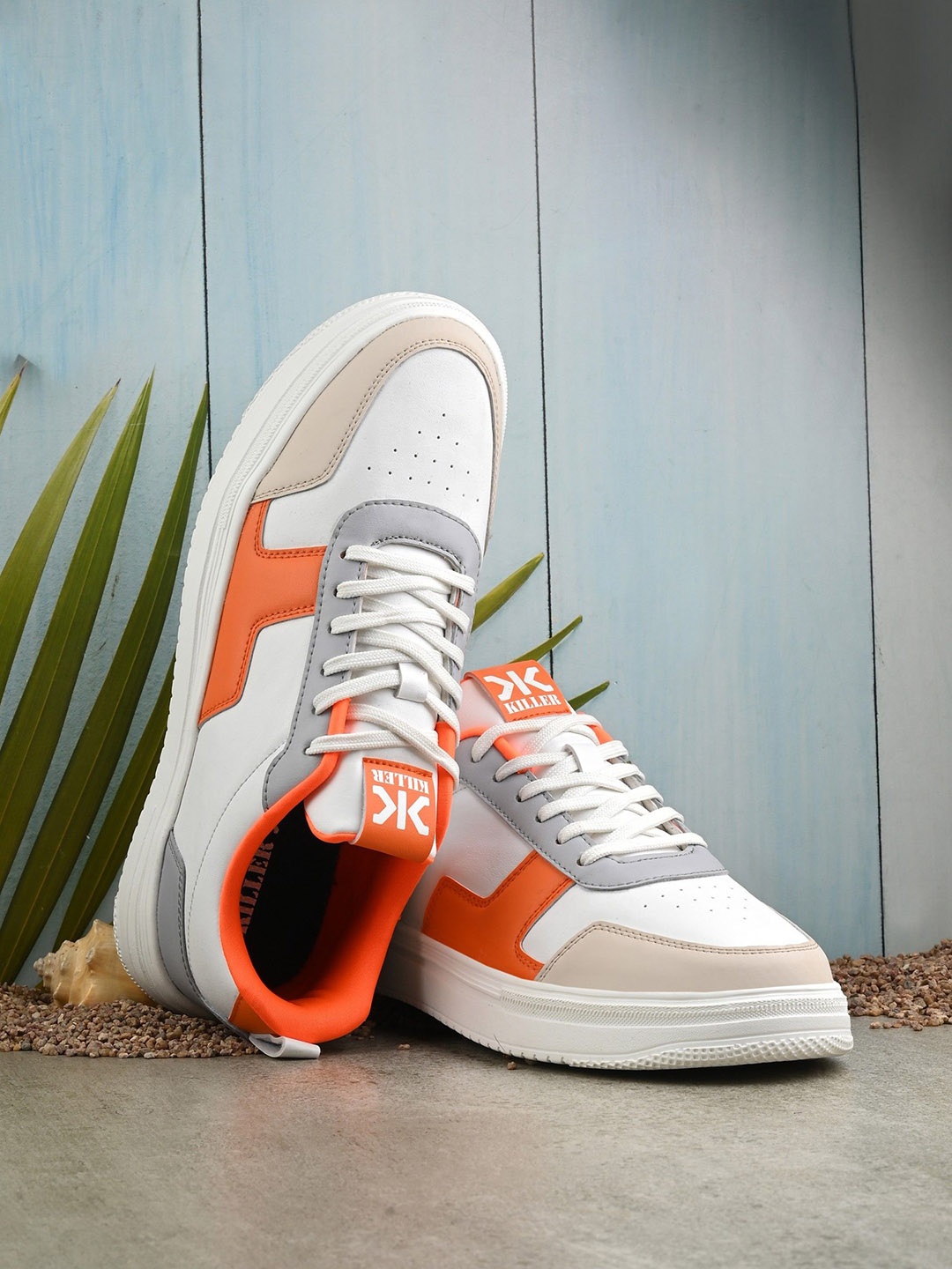 

Killer Men Colourblocked Sneakers, Off white