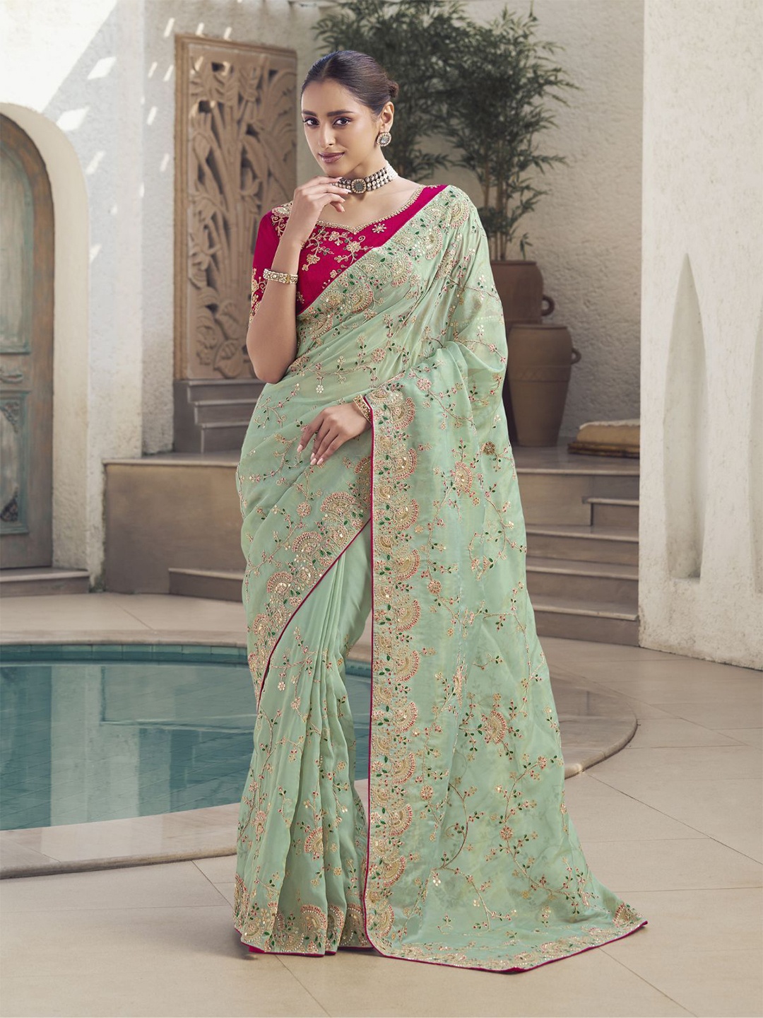 

ODETTE Embroidered Silk Blend Saree, Green