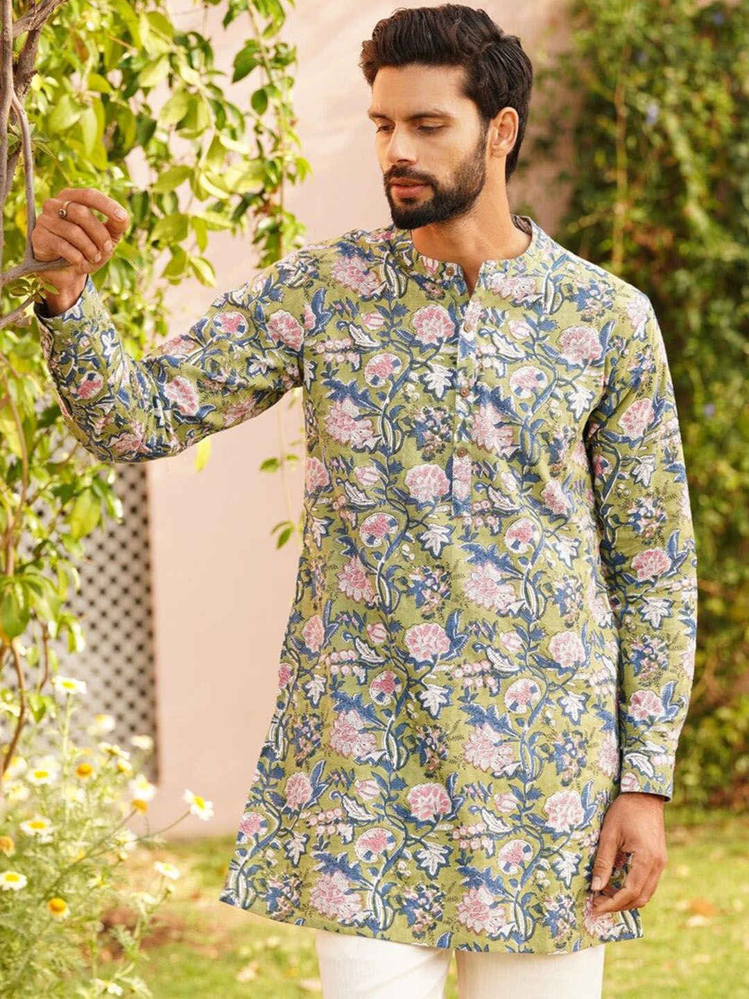 

JAYPORE Floral Printed Band Collar Long Sleeves Pure Cotton Kurta, Green
