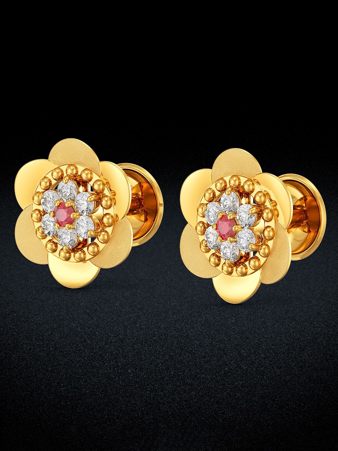 

Joyalukkas 22KT Stone-Studded Earrings Gold