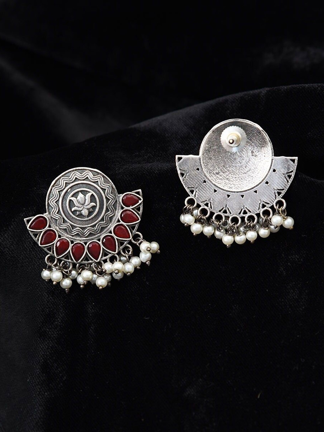 

JAYPORE Stone Studded & Beaded Contemporary Studs, Silver