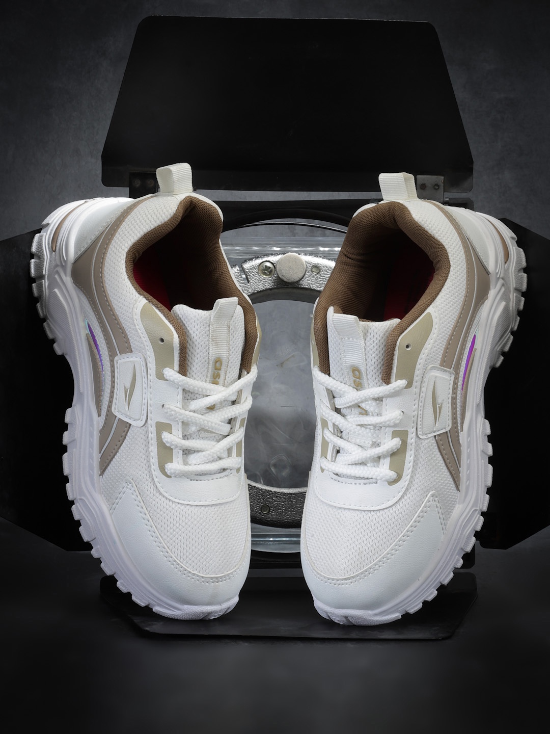 

ASIAN Women Colourblocked Sneakers, White