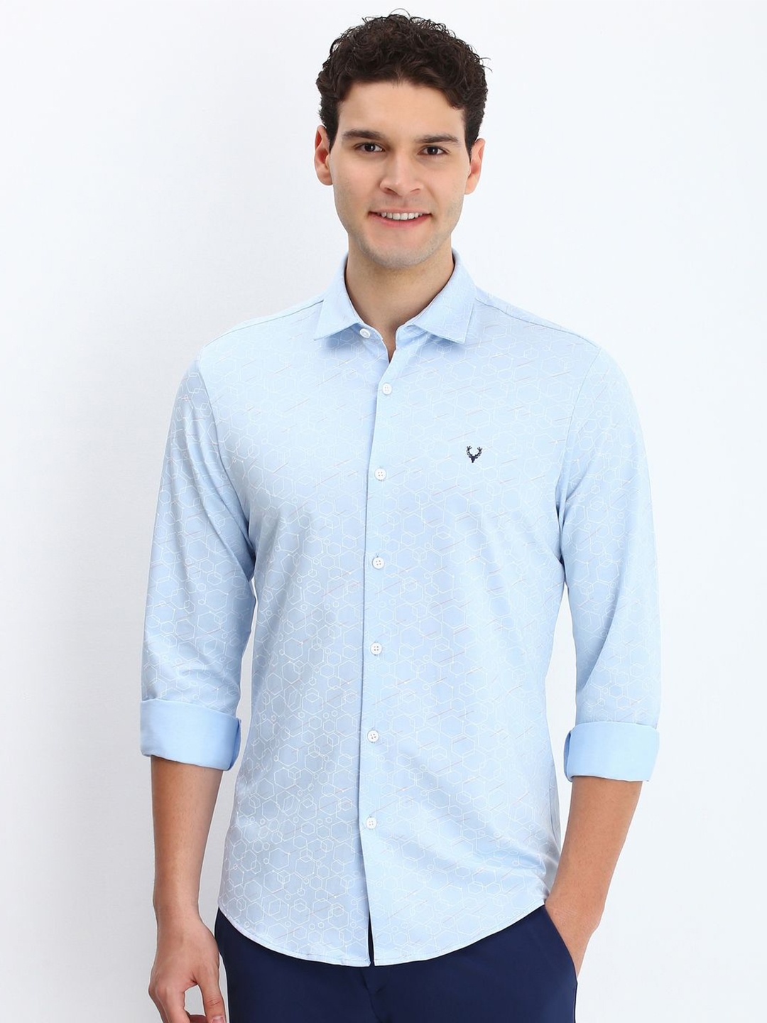 

Allen Solly Men Spread Collar Geometric Printed Cotton Slim Fit Casual Shirt, Blue