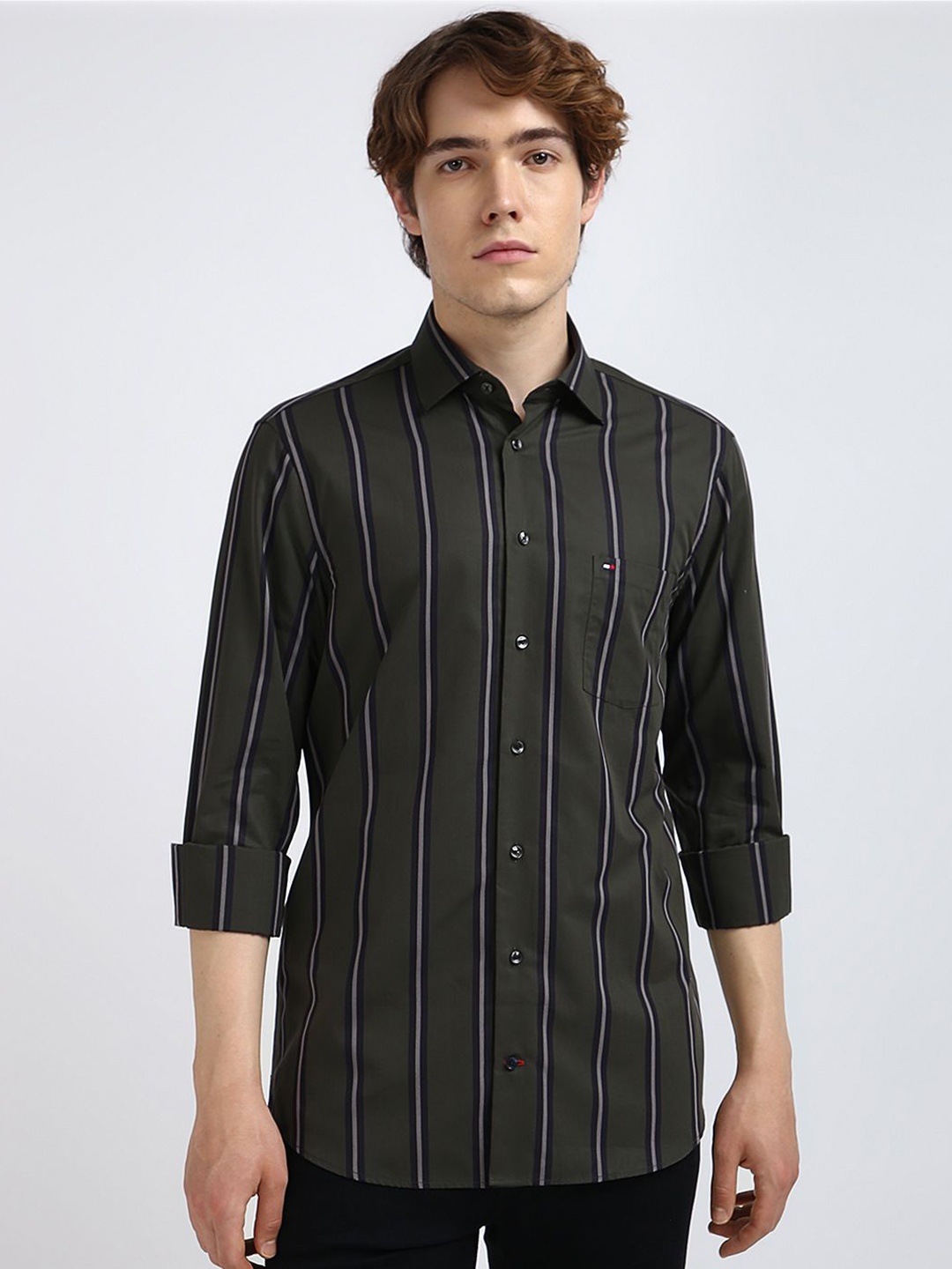 

Tommy Hilfiger Men Spread Collar Vertical Striped Cotton Casual Shirt, Green