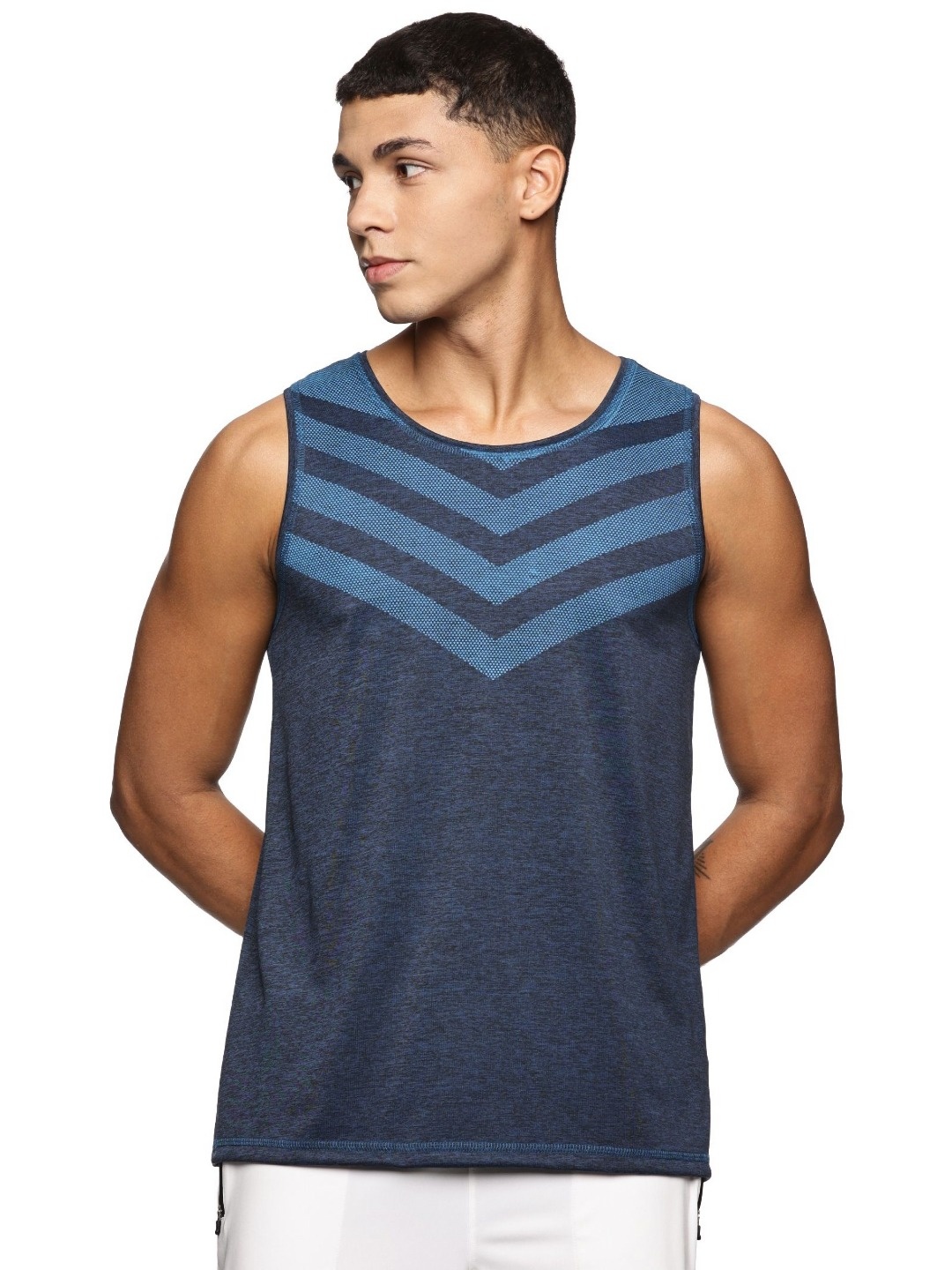 

DOMIN8 Men Striped Round Neck T-shirt, Navy blue