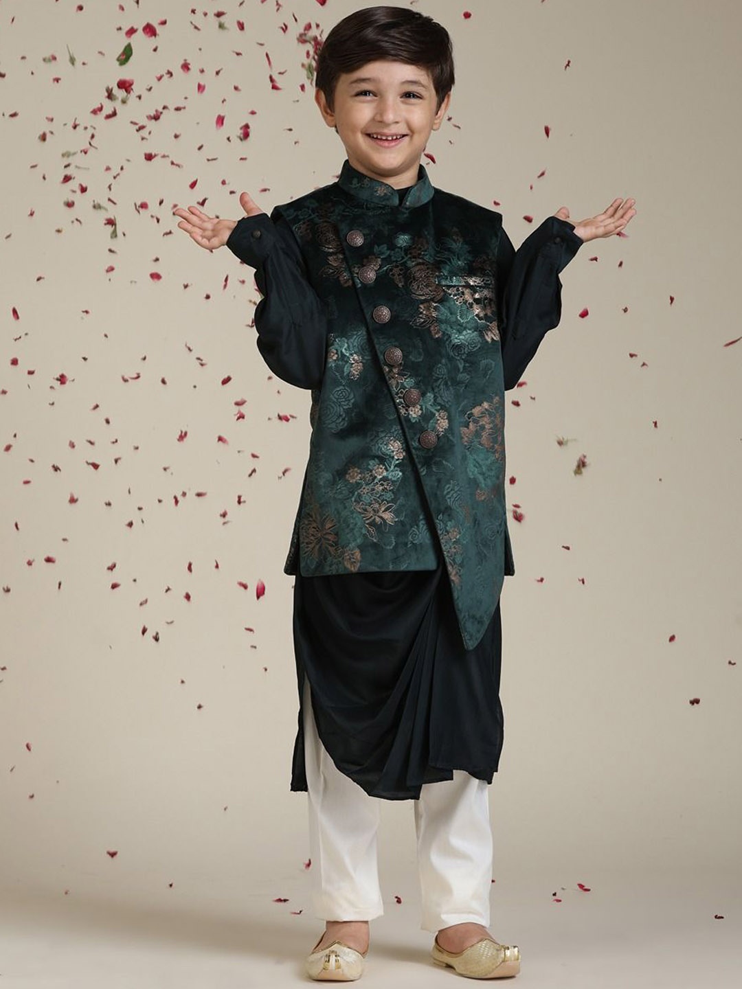 

Manyavar Boys Angrakha Mandarin Collar Kurta With Pyjamas & Jacket, Green