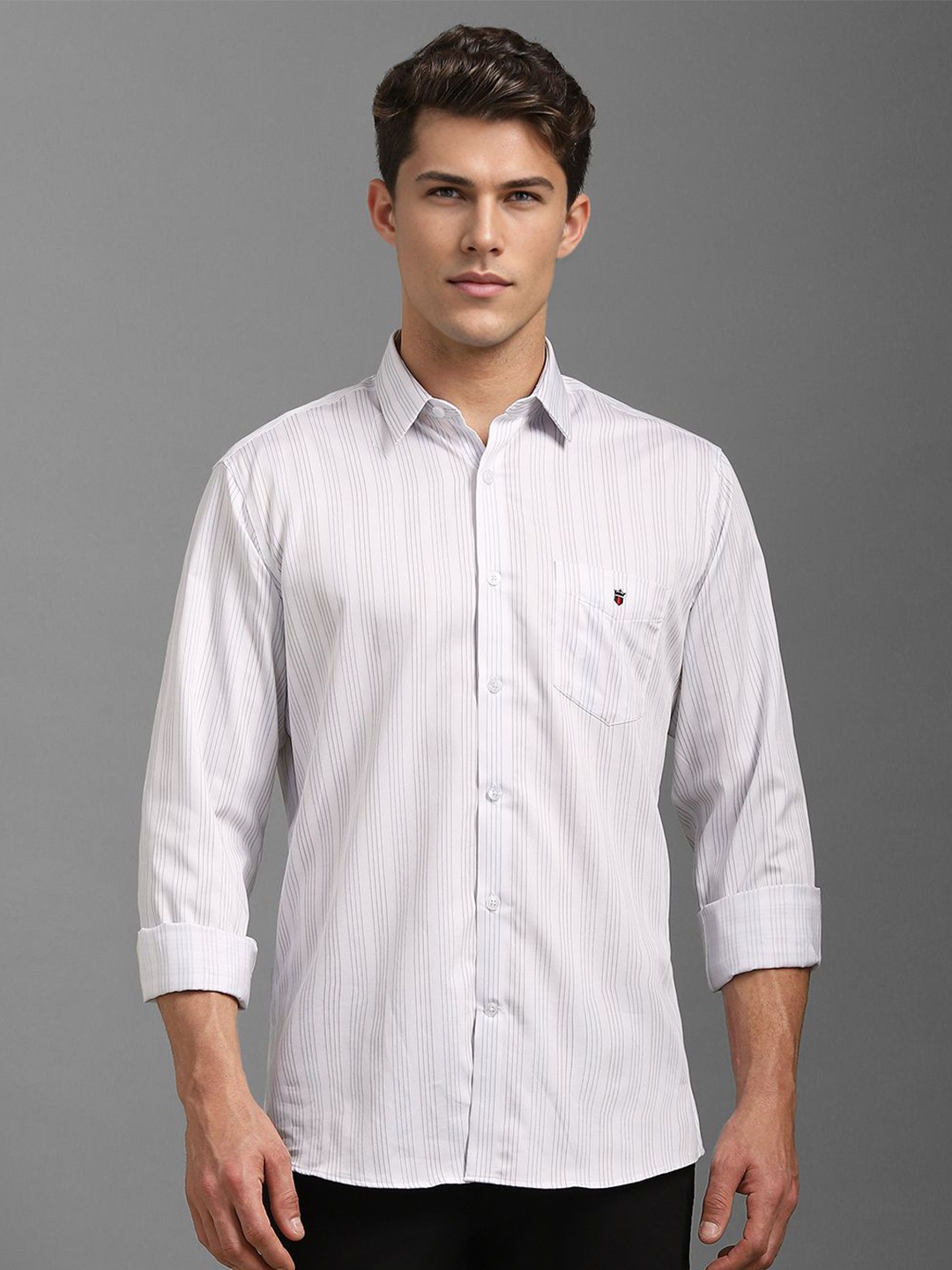 

Louis Philippe Sport Men Cotton Slim Fit Vertical Stripes Casual Shirt, White