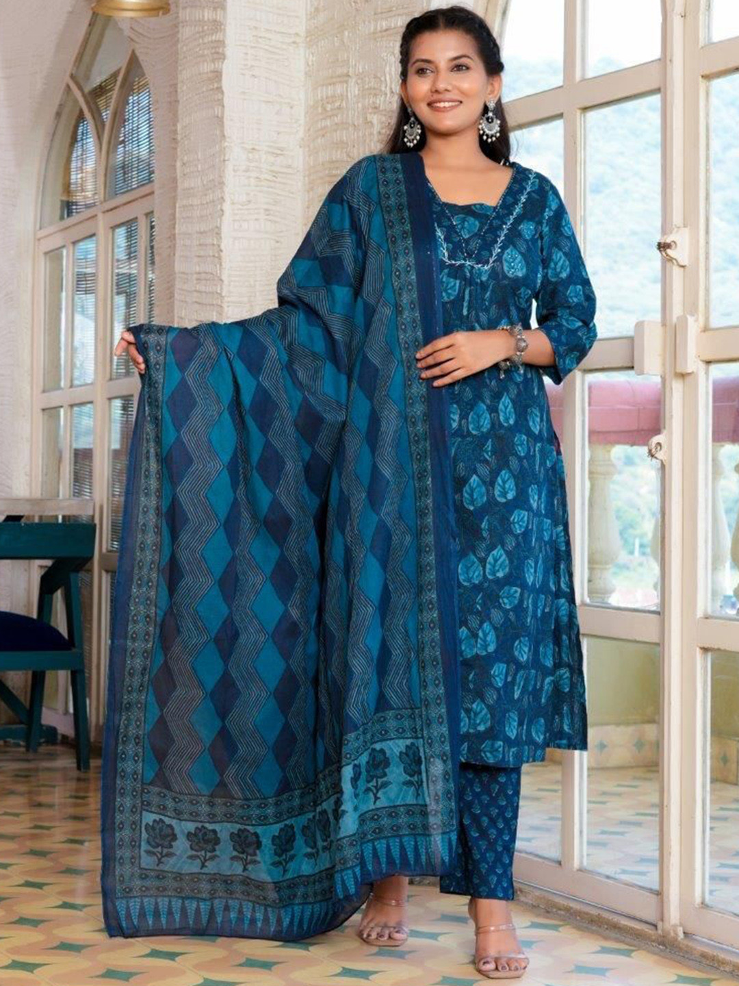 

ZOYOTO Floral Embroidered Sequinned Pure Cotton Pleated Kurta With Trousers & Dupatta, Navy blue