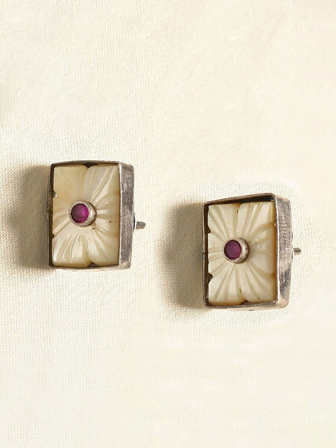 

JAYPORE Contemporary Stud Earrings, Silver