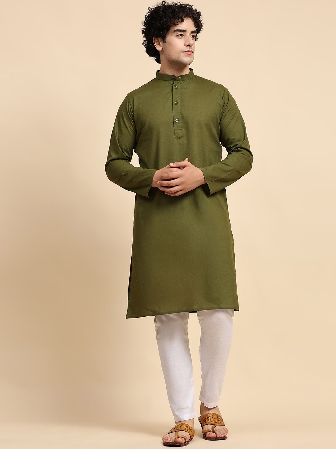 

SKAVIJ Band Collar Pure Cotton Kurta With Trousers, Green