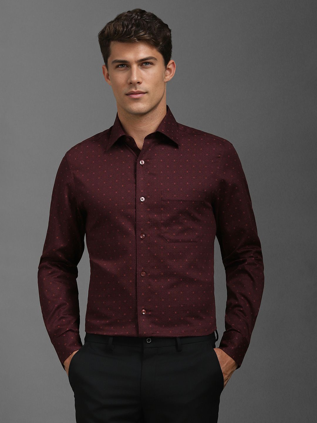 

Louis Philippe Men Classic Cutaway Collar Floral Printed Cotton Formal Shirt, Maroon