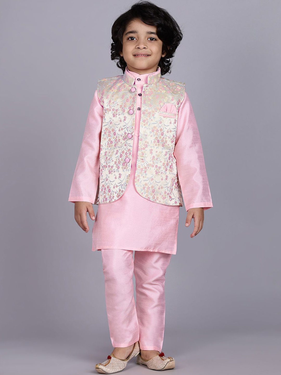 

Ridokidz Boys Mandarin Collar Straight Kurta With Pyjama & Nehru jacket, Pink