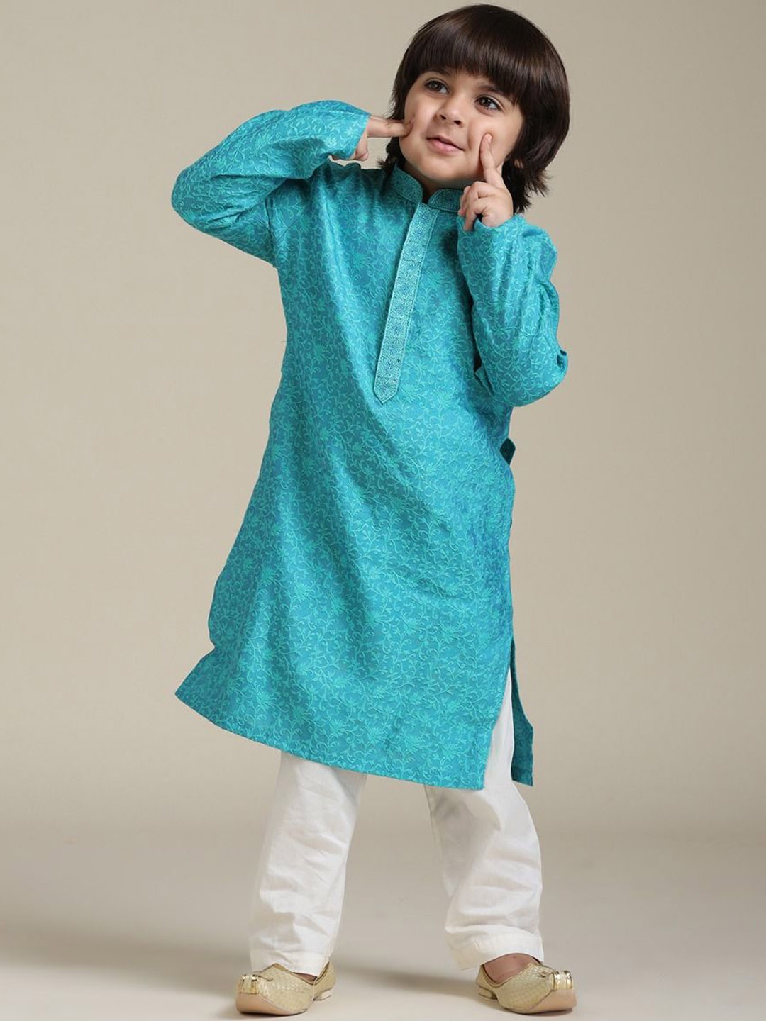 

Manyavar Boys Floral Embroidered Thread Work Mandarin Collar Straight Kurta With Pyjamas, Blue