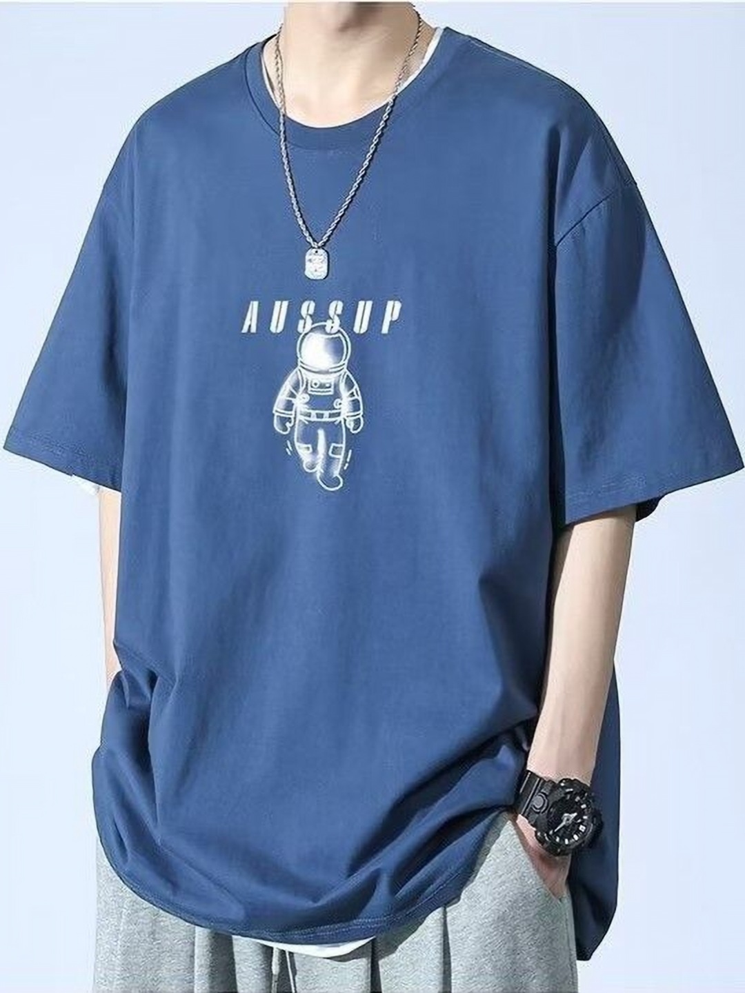 

StyleCast Men Graphic Printed Round Neck Oversized T-shirt, Blue