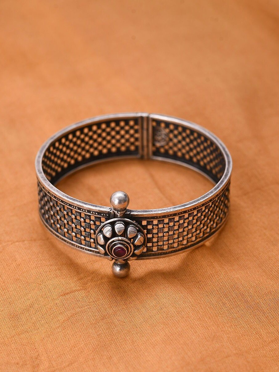 

JAYPORE Silver Plated Artificial Stones Studded Bangle