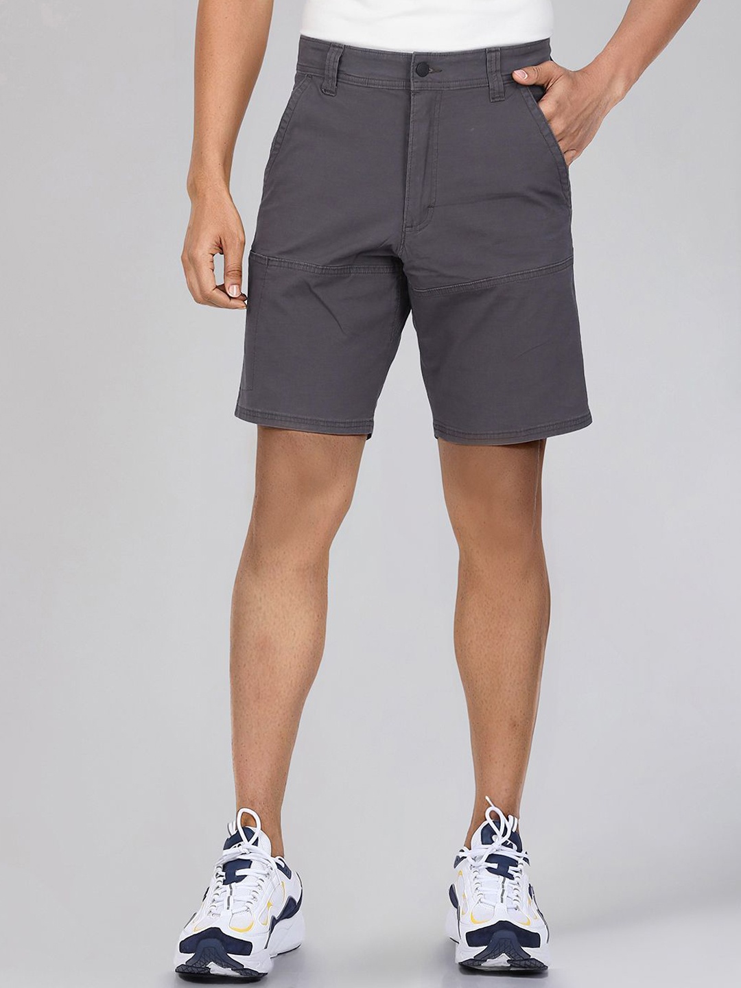 

Wrangler ATG Men Grey Mid-Rise Outdoor Regular Fit Shorts