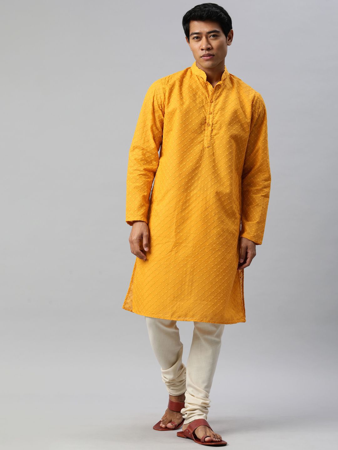 

Majestic Man Geometric Mandarin Collar Straight Kurta, Mustard