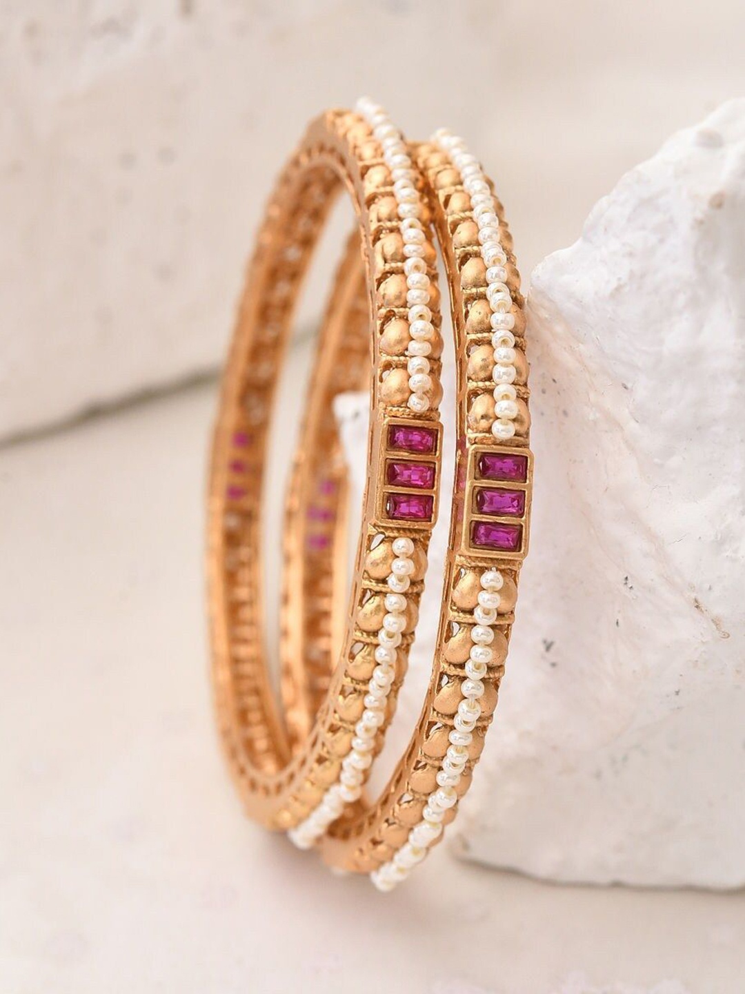 

JAYPORE Set Of 2 Stone-Studded & Beaded Bangles, Gold