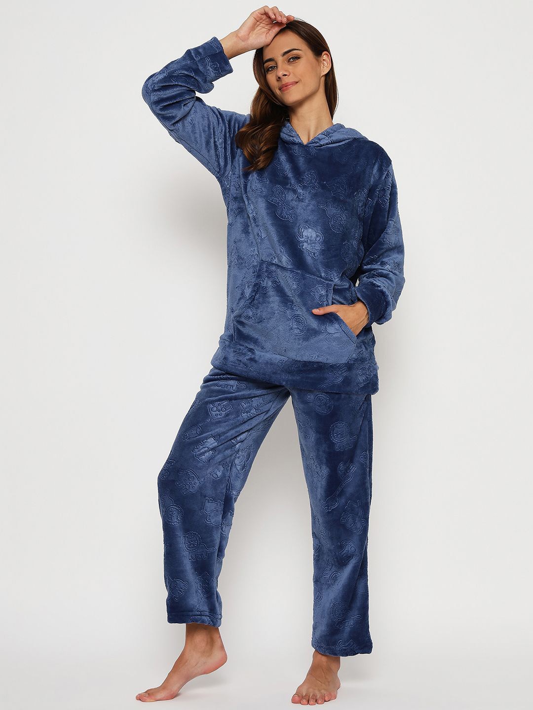 

Camey Women Animal Printed Night suit, Navy blue