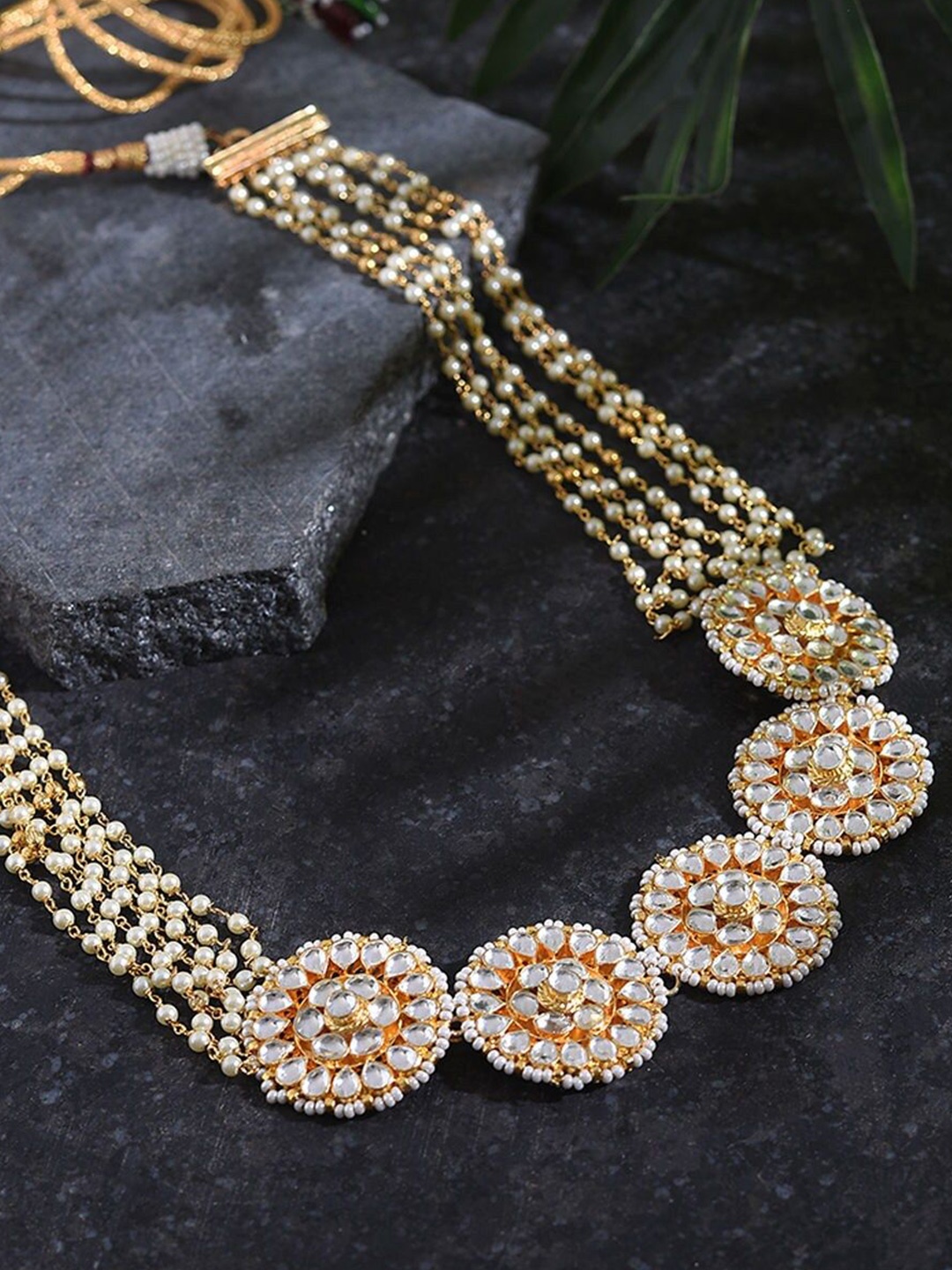 

JAYPORE Gold-Plated Kundan Necklace