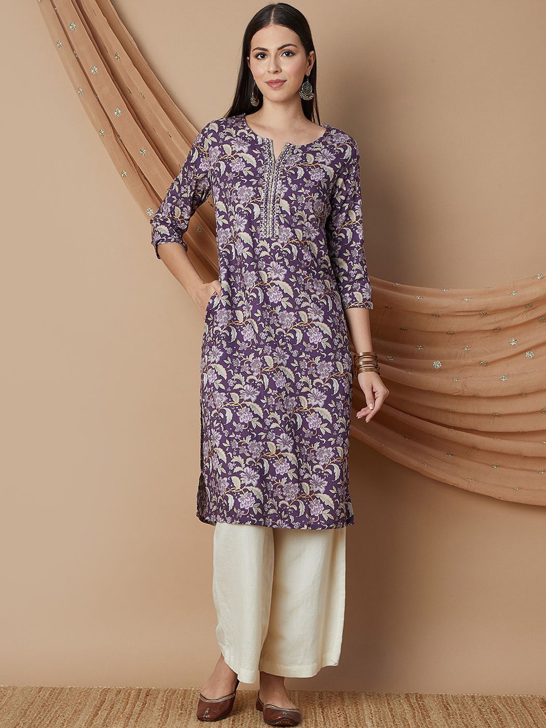 

Melange by Lifestyle Floral Printed Straight Kurta, Purple