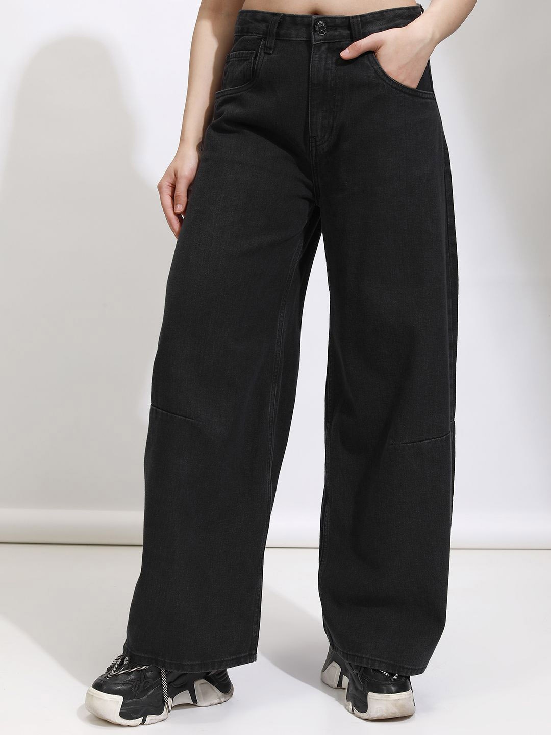

Tokyo Talkies Women Straight Fit High-Rise Jeans, Black