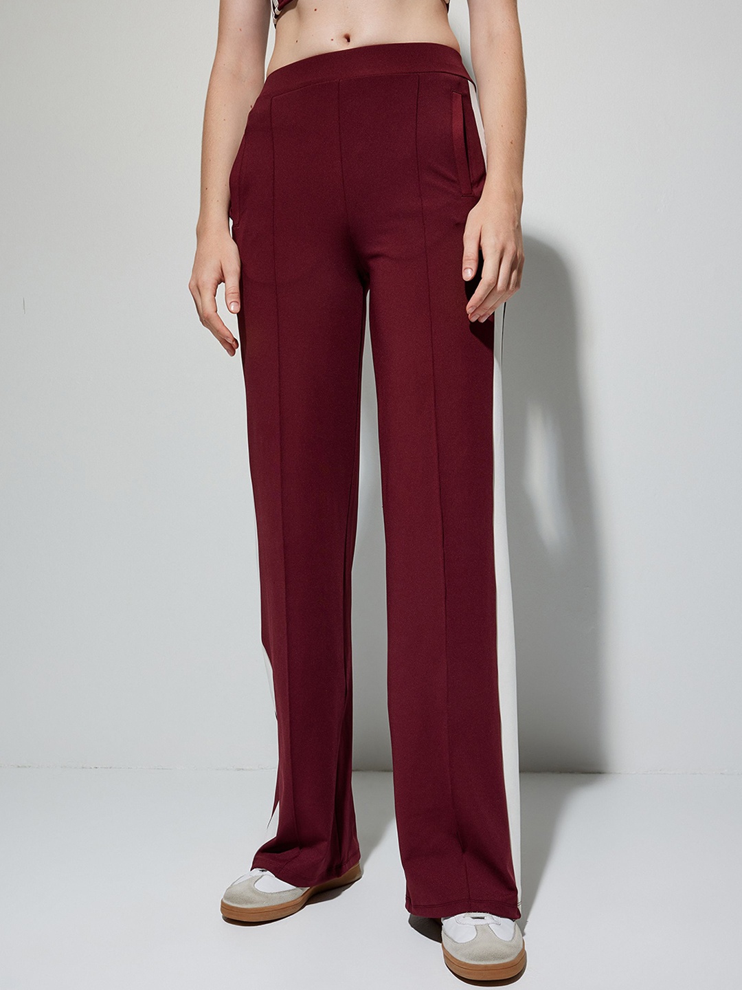 

Koton Women Dry Fit Mid Rise Track Pants, Maroon