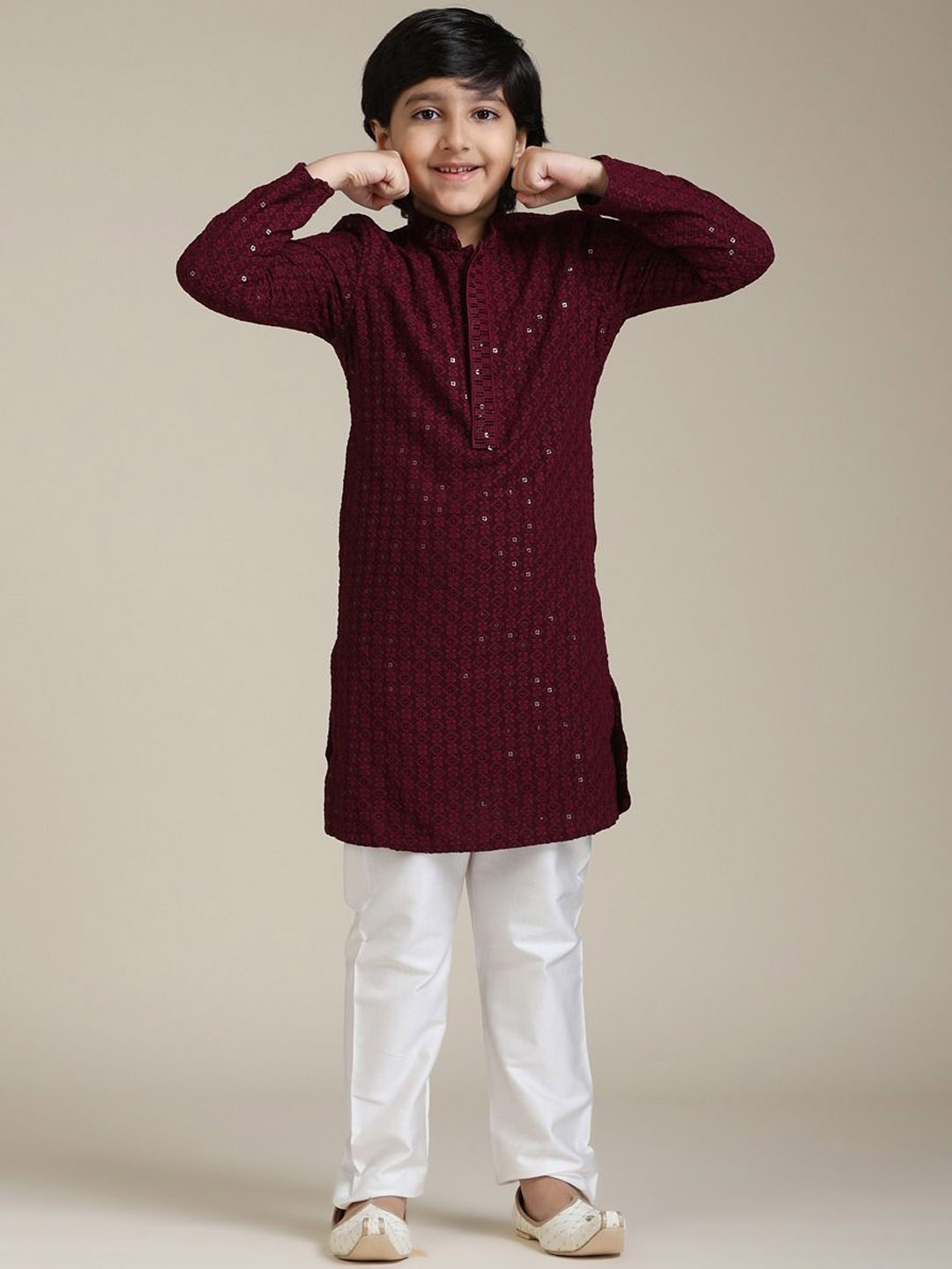 

Manyavar Boys Floral Embroidered Mandarin Collar Chikankari Straight Kurta With Pyjamas, Maroon