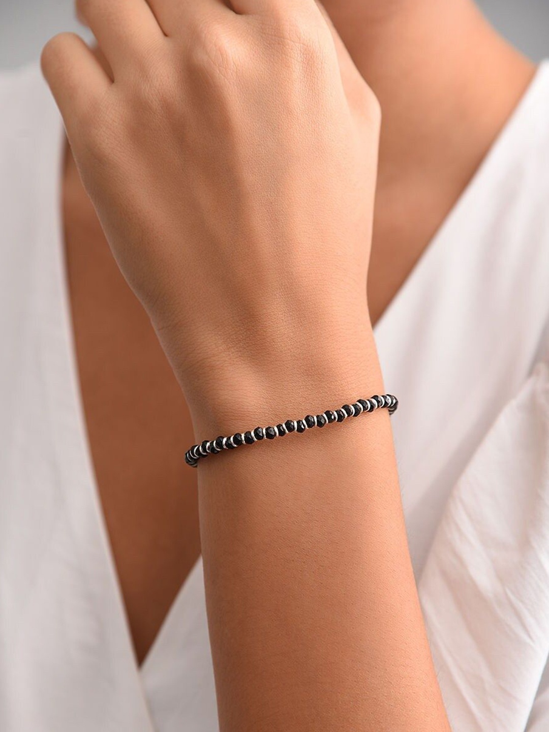 

JAYPORE Silver-Plated Onyx Studded Wraparound Bracelet