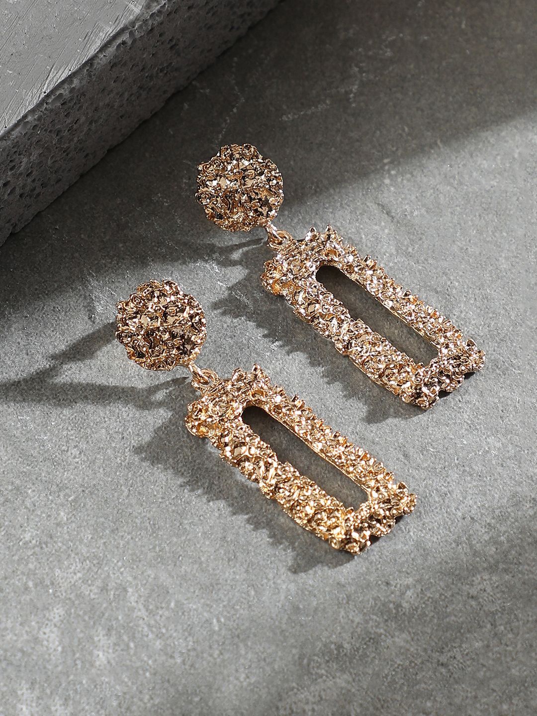 

SOHI Gold Plated Stone Studded Geometric Corroded Drop Earrings