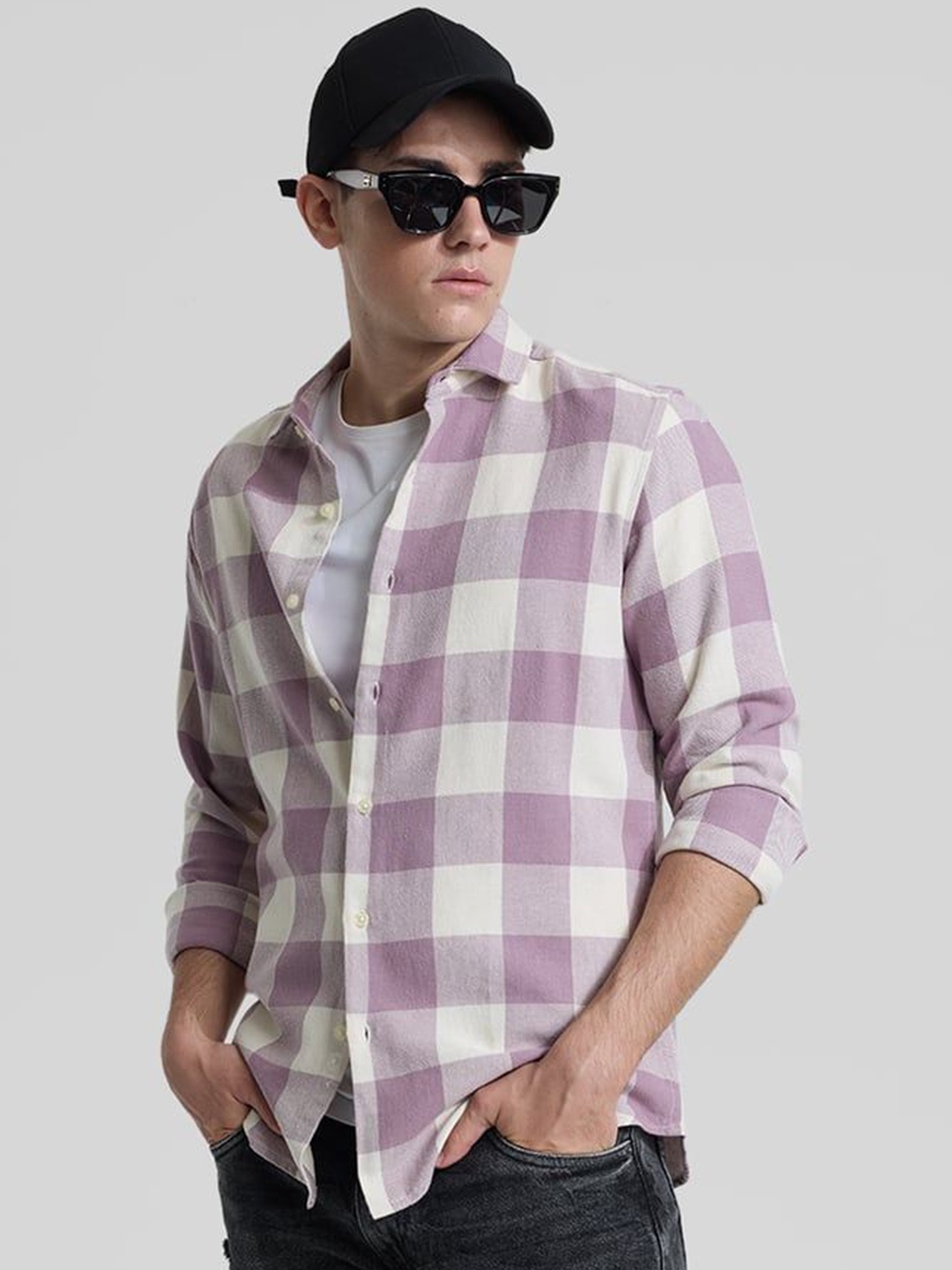 

Snitch Men Smart Spread Collar Gingham Checked Cotton Slim Fit Casual Shirt, Lavender