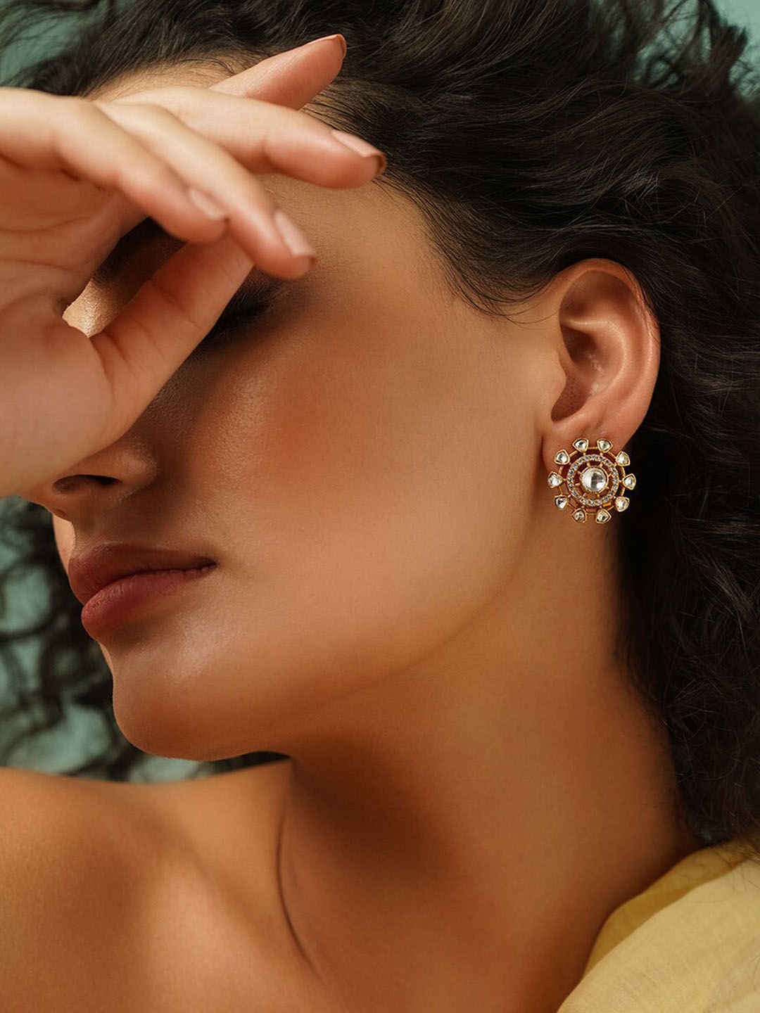 

JAYPORE Contemporary Kundan Studded Studs, Gold