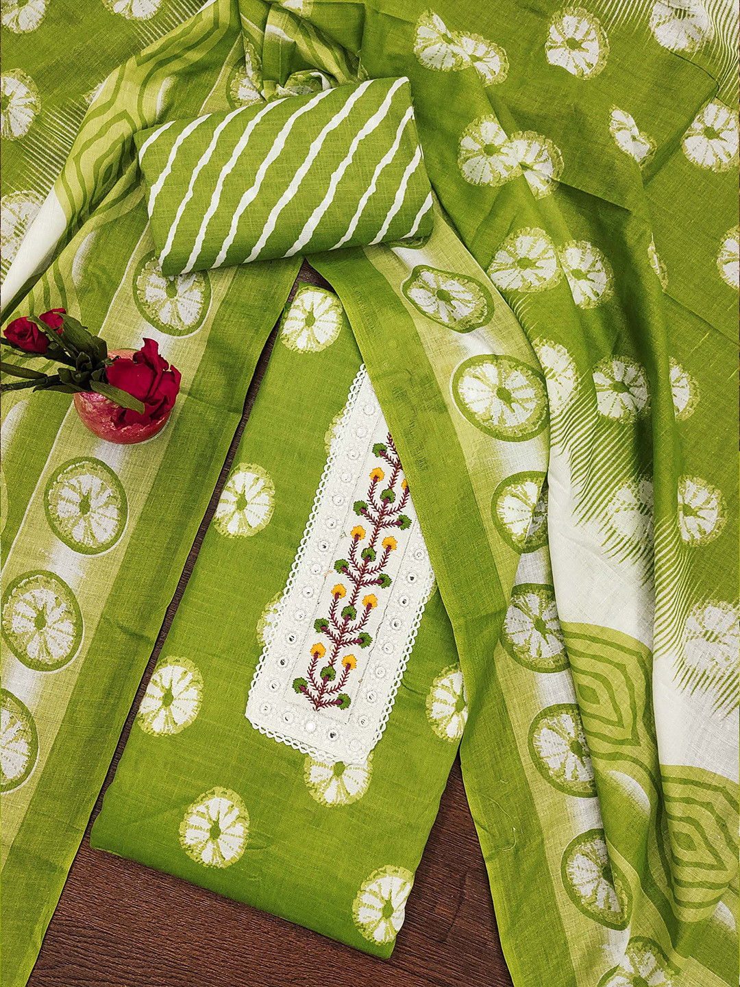 

Maroosh Geometric Printed Zari Unstitched Dress Material, Green