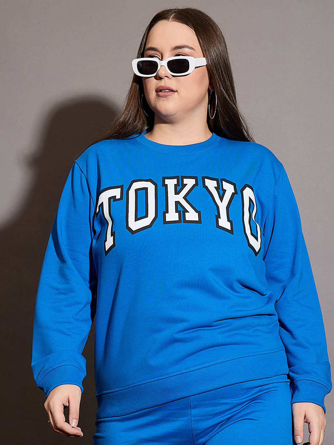 

SASSAFRAS Curve Women Plus Size Typography Printed Pullover Sweatshirt, Blue