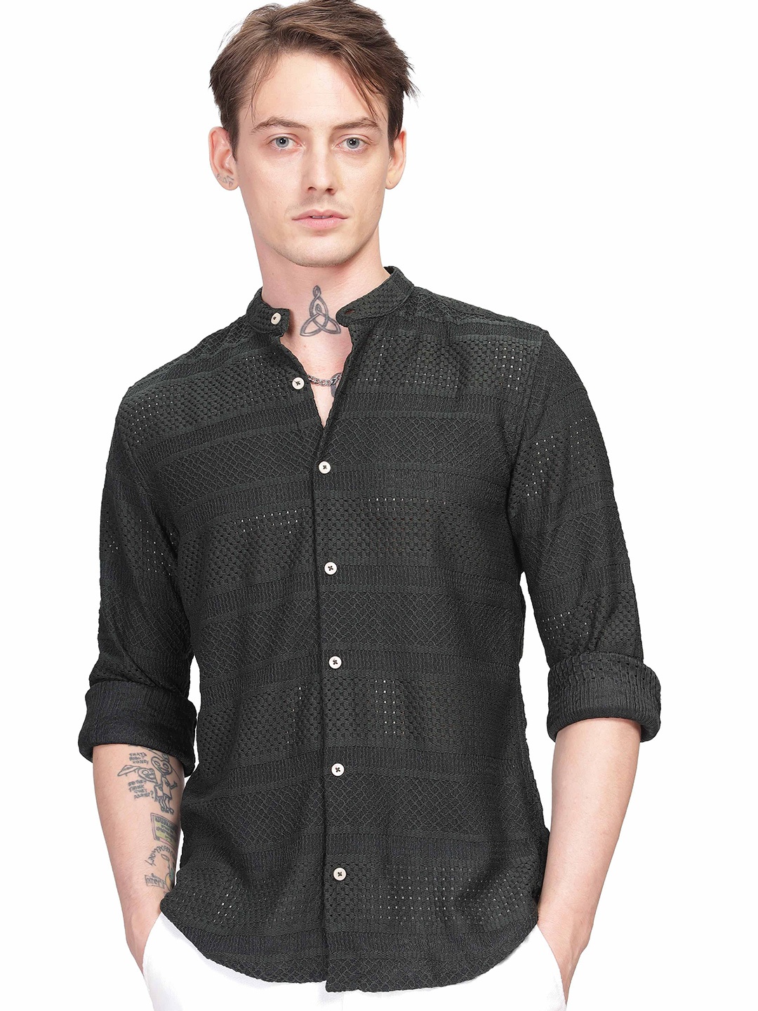 

ilyzly Men Standard Spread Collar Solid Cotton Casual Shirt, Black