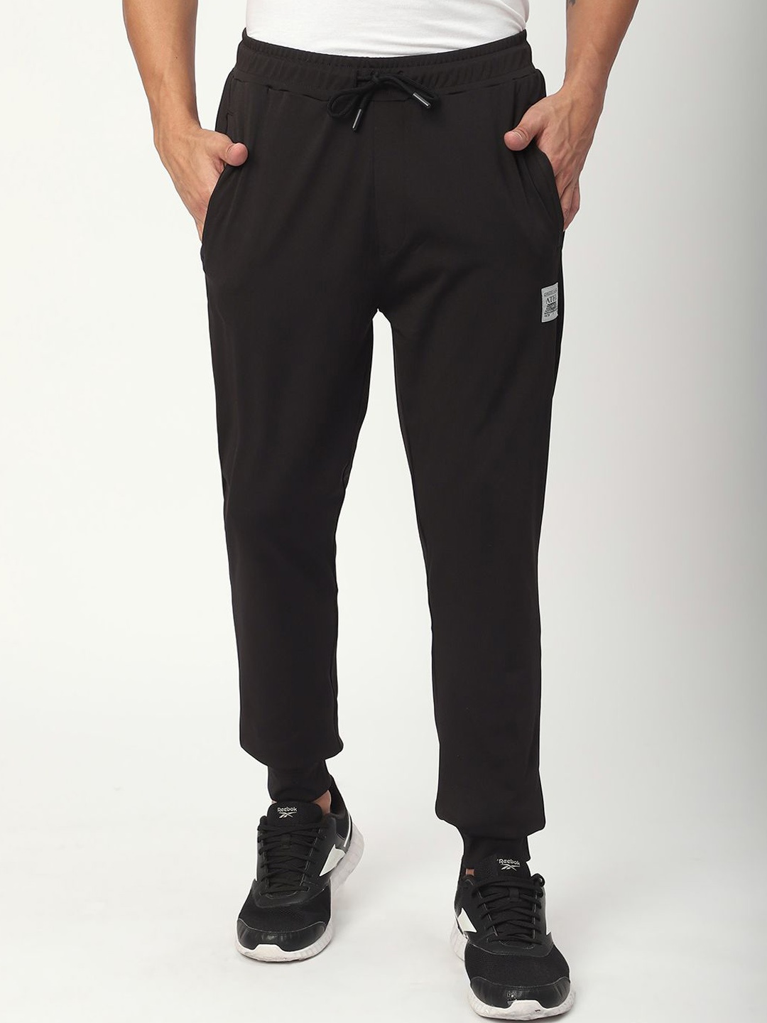 

R&B Men Mid-Rise Joggers, Black