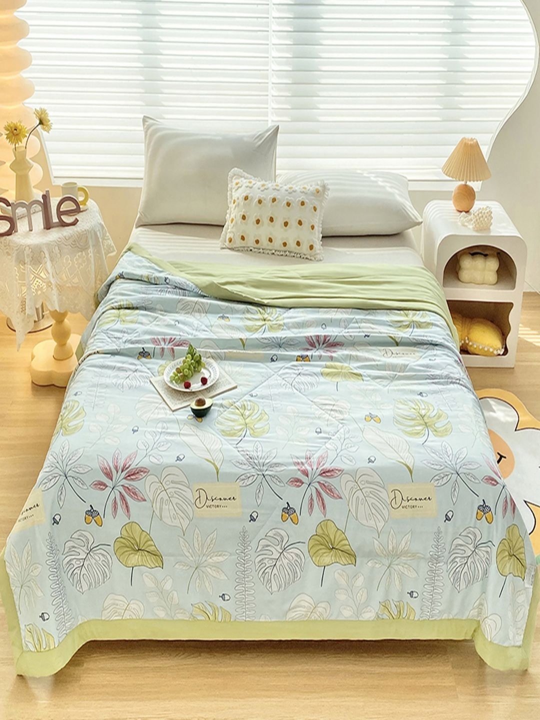 

JC HOME Blue & Green Floral Printed AC Room 300 GSM Single Bed Quilt