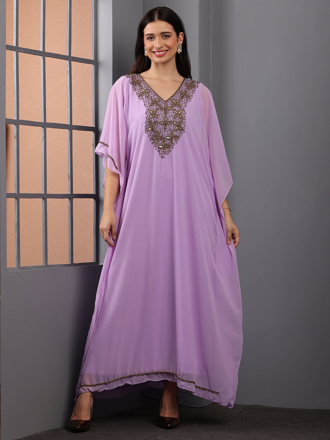 

DEBONATELLA Women Embellished Bling & Sparkly Kaftan Dress, Violet