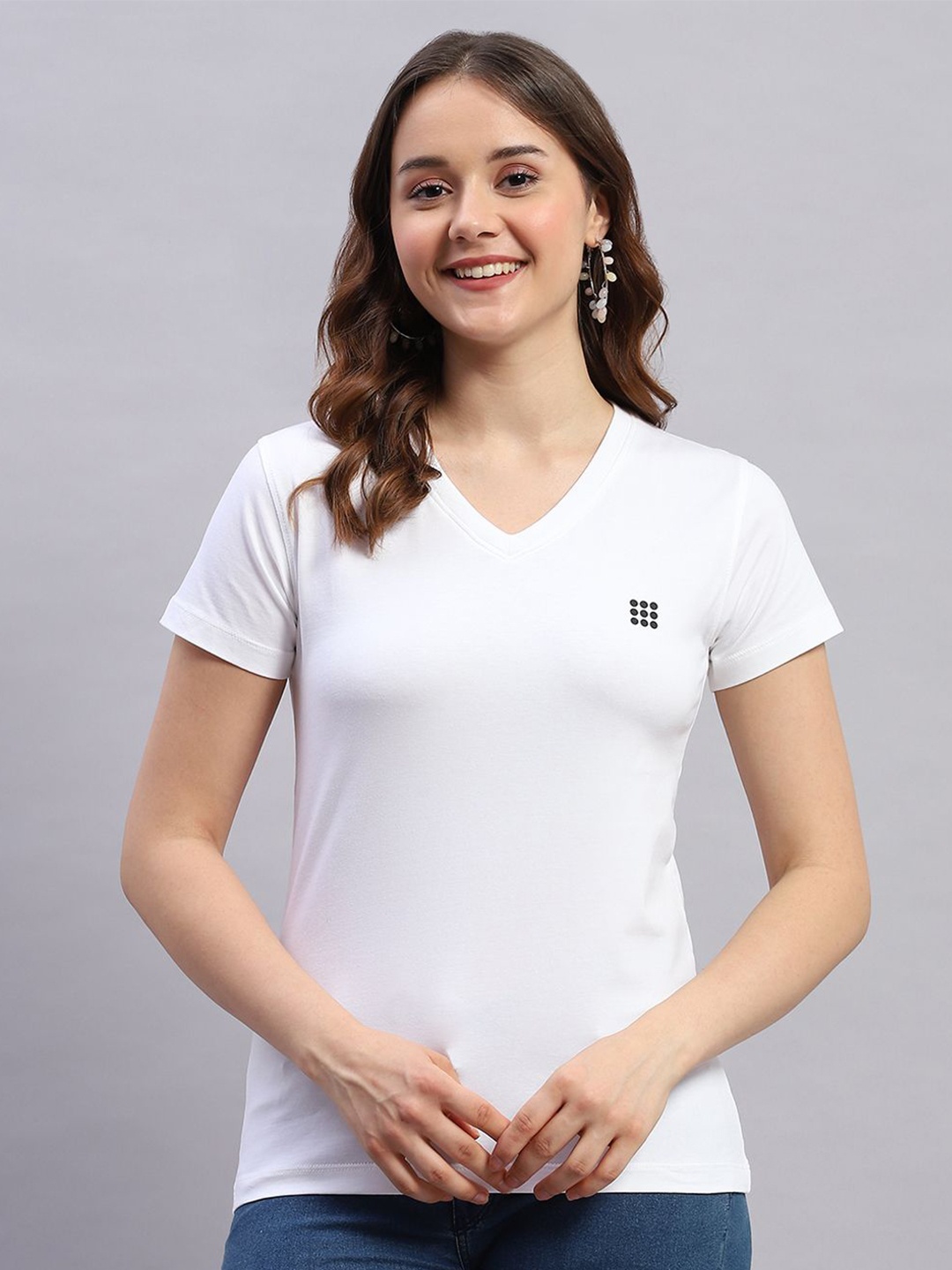 

rock.it From House of Monte Carlo Womens Solid V Neck Half Sleeve Top, White