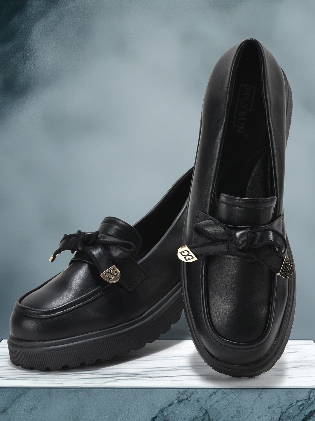 

Maysun Women Slip-On Loafers, Black