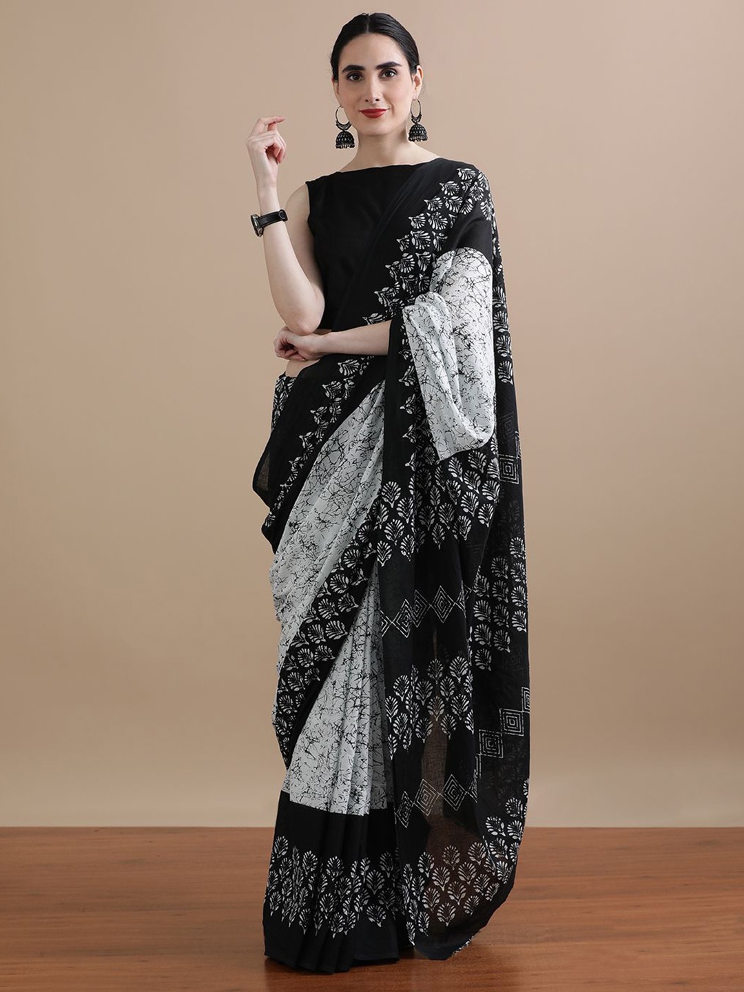 

Jaipur Kurti Floral Pure Cotton Saree, White