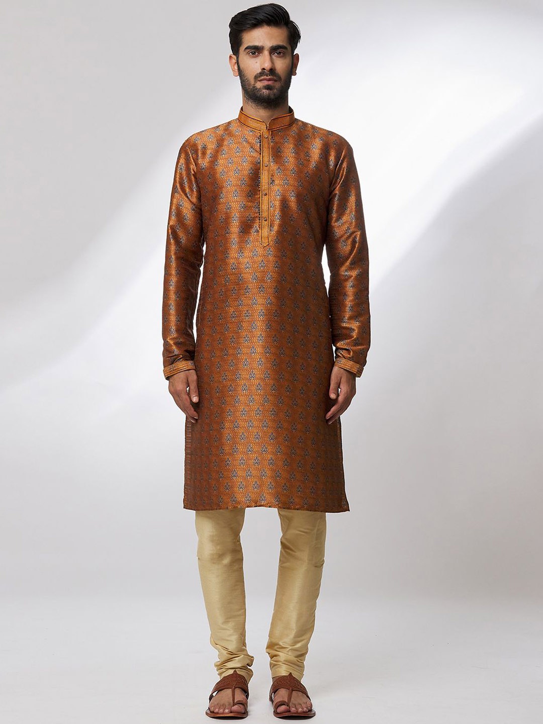 

Samyukta Singhania Men Floral Printed Regular Thread Work Kurta with Churidar, Brown