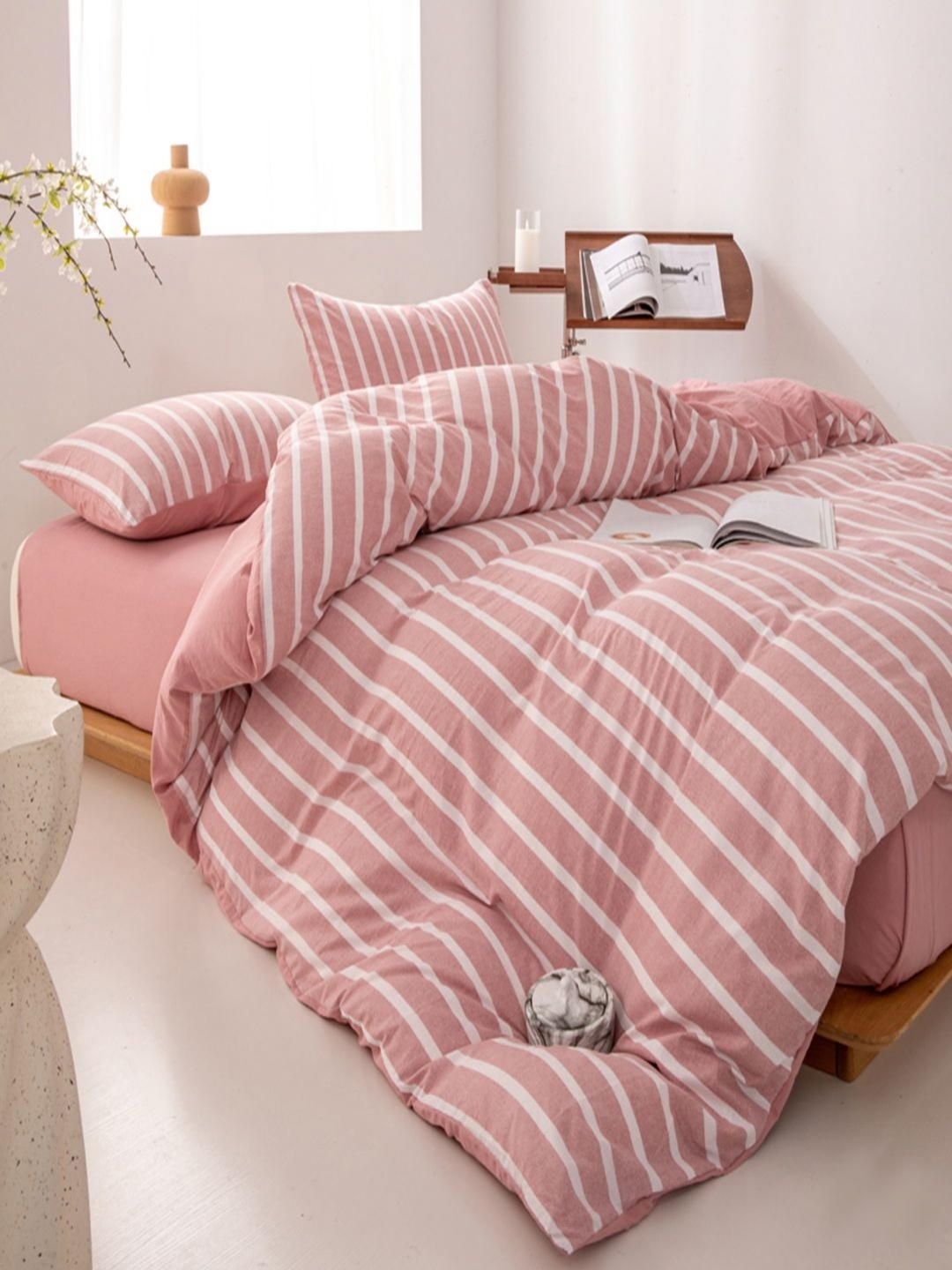 

JC HOME Pink & White Striped Polycotton 3 Piece Double King Regular Bedding Set