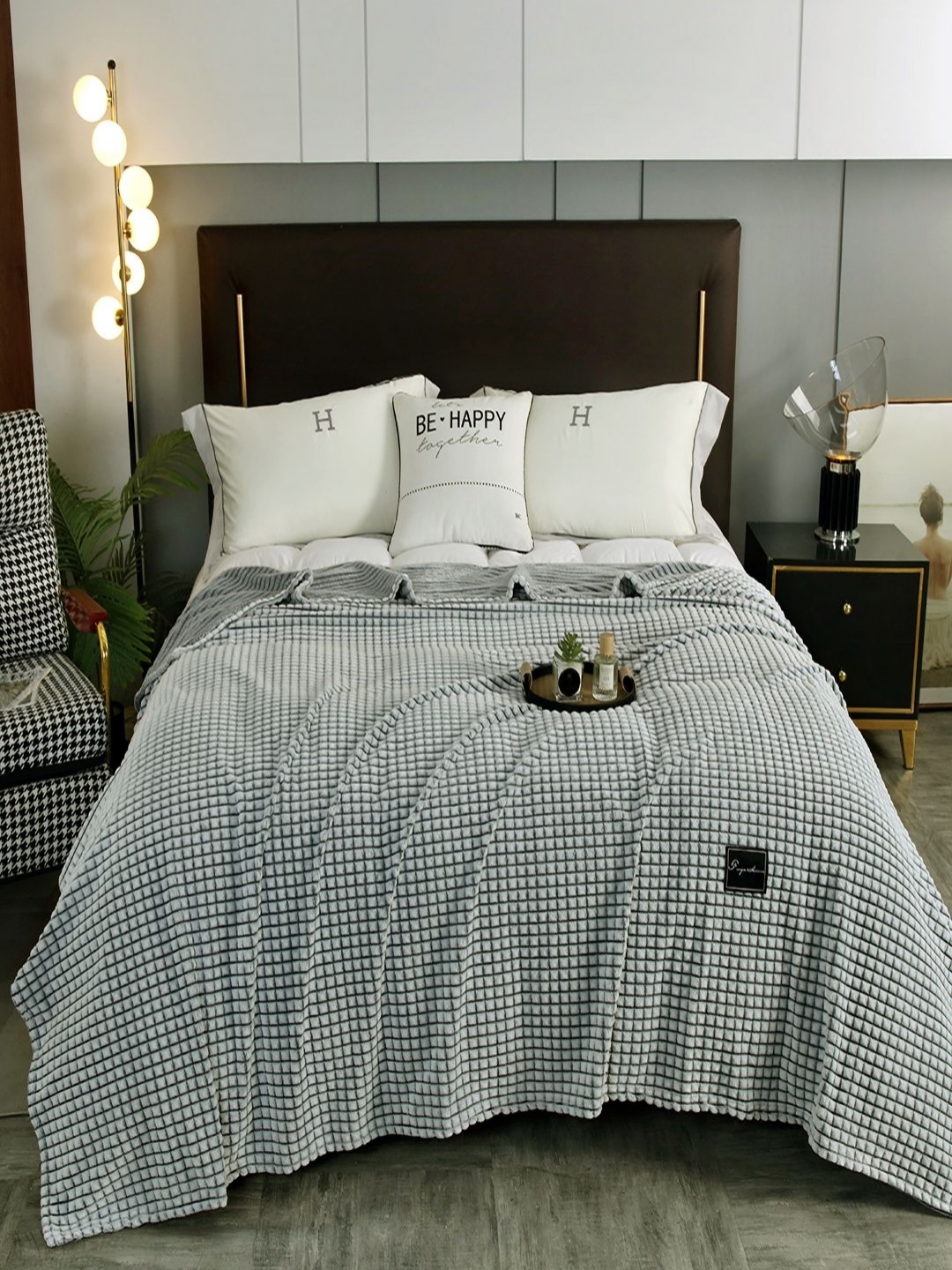 

JC HOME Grey & White Checked AC Room 300 GSM Double Bed Blanket