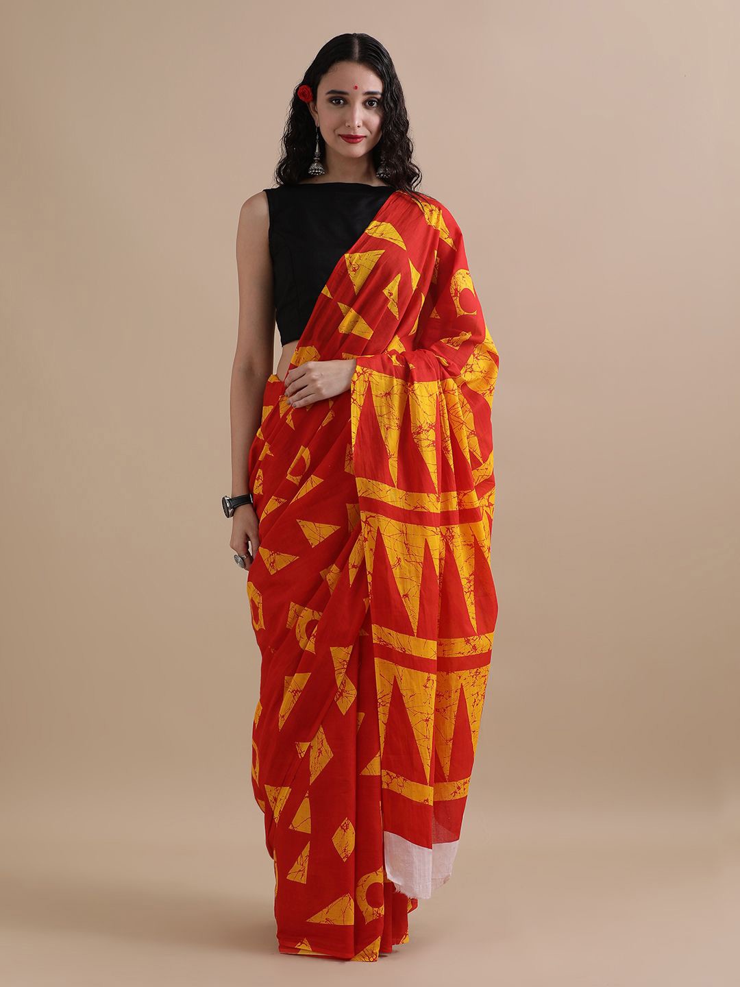 

Jaipur Kurti Women Geometric Printed Pure Cotton Saree, Red