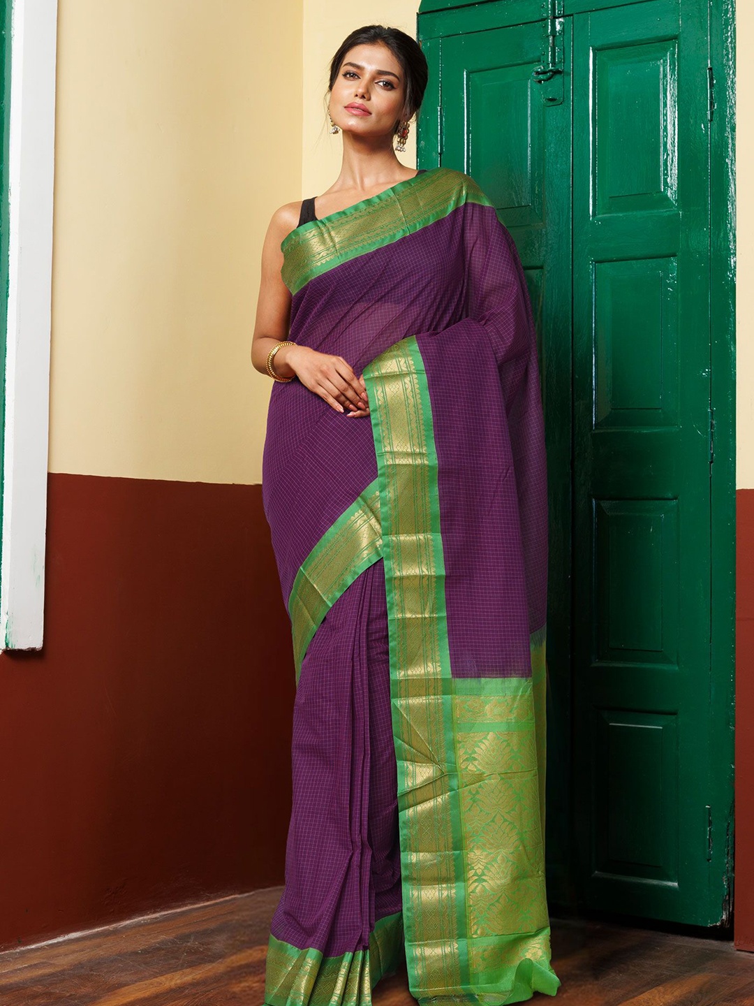 

Unnati Silks Checked Pure Cotton Handloom Gadwal Saree, Purple
